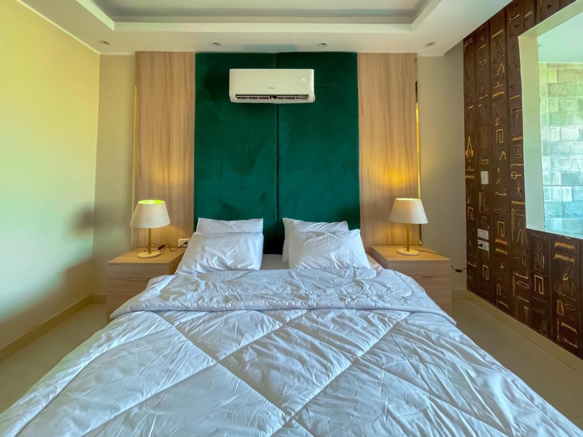 Jumeirah Pyramids View Inn Kafrat al Jabal Екстер'єр фото