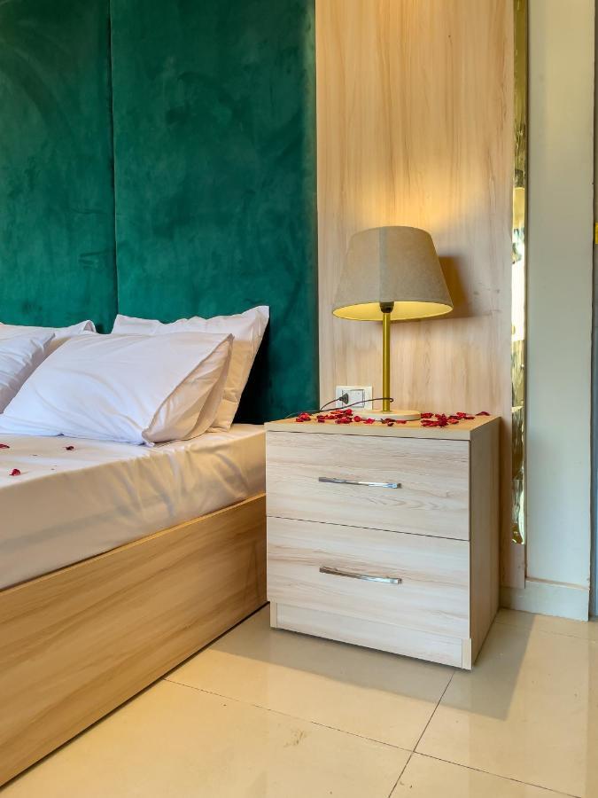 Jumeirah Pyramids View Inn Kafrat al Jabal Екстер'єр фото