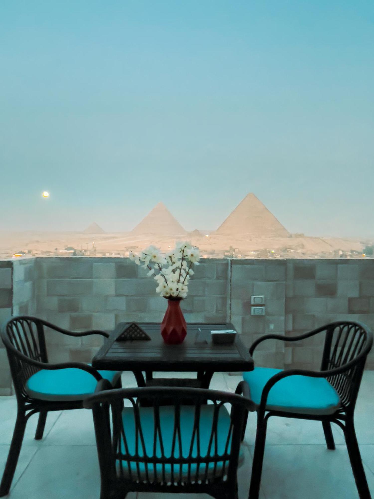 Jumeirah Pyramids View Inn Kafrat al Jabal Екстер'єр фото