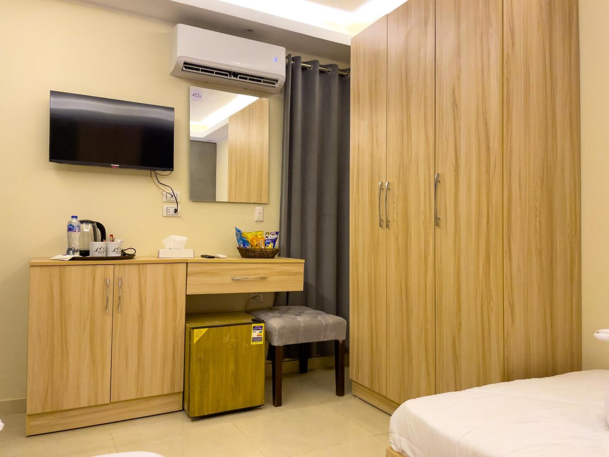 Jumeirah Pyramids View Inn Kafrat al Jabal Екстер'єр фото