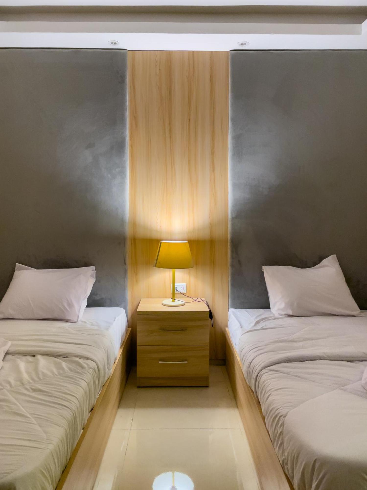 Jumeirah Pyramids View Inn Kafrat al Jabal Екстер'єр фото